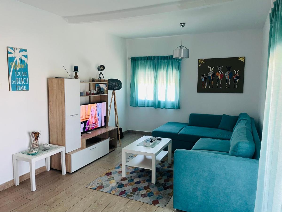 Villa ,,Sea Breeze,, - Home By The Sea Néa Ankhíalos المظهر الخارجي الصورة